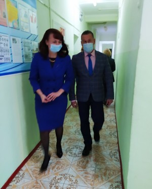 Округ №5 мебель для  гимназии.