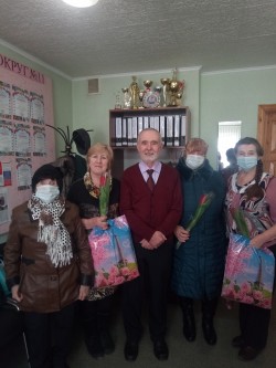 Поздравления к 8 марта в 11 округе