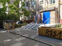 В округе  №16 ведутся работы по замене лифтов