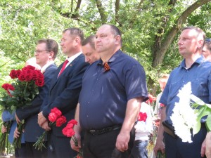 Память жива: в Волгодонске почтили сражавшихся за Родину в Великой Отечественной войне