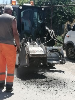 в 10 округе начался ямочный ремонт