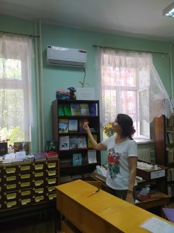 Округ №16: В библиотеке №10 в отделе «Абонемент» установлена сплит-система
