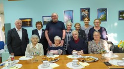 В общественной приемной округа  №16 состоялось праздничное мероприятие «Осень жизни - пора золотая!»