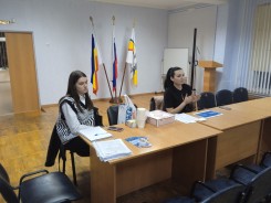 В избирательных округах прошли уроки финансовой грамотности