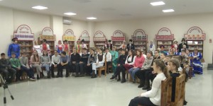 Не властно над памятью время
