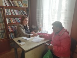 Выдача проездных карт в 10 округе