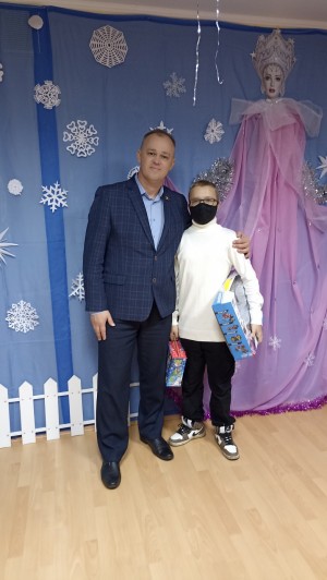 3 округ: "Новый год спешит к Вам в дом!"