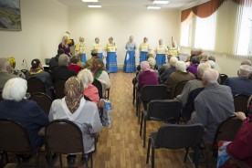 В микрорайонах чествуют ветеранов войны