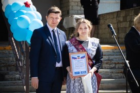 Последний звонок прозвенел для 1 892 волгодонских школьников