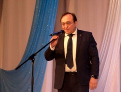 Городской больнице 60 лет: коллектив принимал поздравления от первых лиц