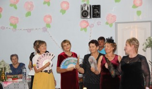«Хоть говорят, что женской дружбы не бывает…» -  дамский клуб «ШАРМ» отметил свой 10-летний юбилей