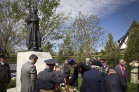 Петр Горчанюк принял участие в возложении цветов к мемориалам Великой Отечественной войны