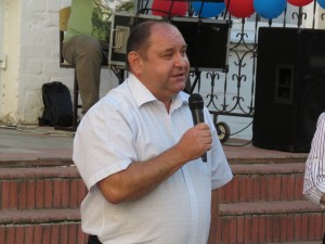 Депутат округа № 4 подарил жителям праздник в честь дня рождения Волгодонска