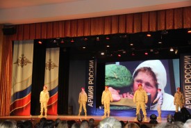 Своих не бросаем: волгодонские депутаты приняли участие в благотворительном концерте в поддержку беженцев из ДНР и ЛНР