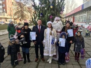 Новогодние традиции восьмого округа