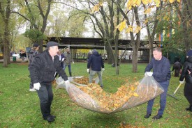 В Волгодонске состоялся традиционный осенний субботник