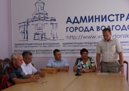 Юные хоккеистки из «Дончанки» в составе сборной России принесли стране победу на Чемпионате Европы