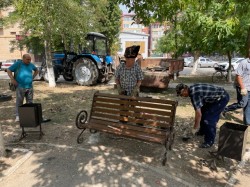 В 8 округе в сквере «Ветеранов войны и труда» ведутся ремонтные работы