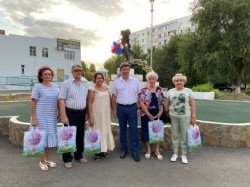 Округ 18. С праздником, Волгодонск