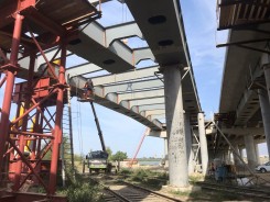 Третий мост обещают достроить меньше чем за год