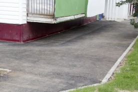 Жители дома по ул. Энтузиастов, 42/8 благодарят своего депутата за выполнение предвыборных обещаний