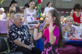 В микрорайоне «Звездный» чествуют таланты