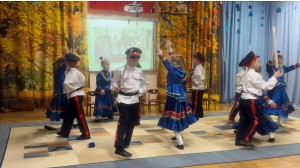 20 округ. "При солнышке тепло, при матери добро"