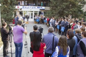 Первые лица города поздравили врачей с профессиональным праздником