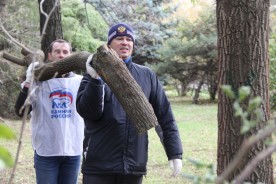 Потрудились вместе…