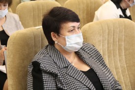 Глава Администрации Виктор Мельников представил перед депутатами отчет работы за прошлый год