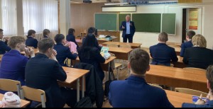 24 округ. Урок парламентаризма в 21 школе!