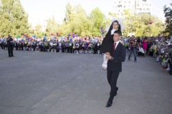 Школьники и студенты Волгодонска отмечают День знаний