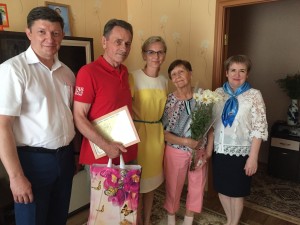 Округ 18. Поздравление юбиляров супружеской жизни.