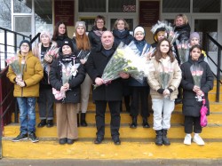 Спасибо, мамы: в округе № 4 прошла праздничная акция, посвященная Дню матери
