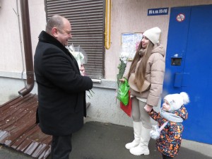 Спасибо, мамы: в округе № 4 прошла праздничная акция, посвященная Дню матери