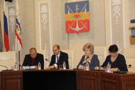 «В году предстоящем придется жить по средствам…»