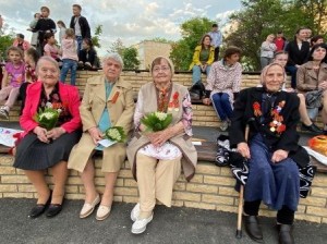 Округ 18. Грандиозный концерт в сквере "Весна"