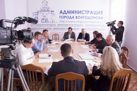 Вопросы озеленения и начисления платы населению за «коммуналку» стали темами депутатской комиссии по ЖКХ