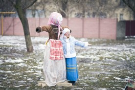 На Масленицу волгодонцы угощались блинами и водили хороводы