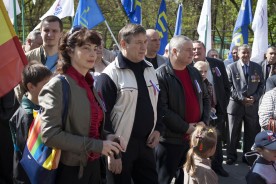 Сотни горожан встретили Первомай в парке Победы