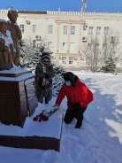 Волгодонские депутаты почтили память защитников Отечества