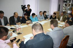 Депутаты согласились поднять ставку земельного налога, но с условием ее пересмотра в феврале 2014