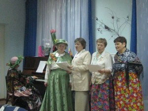  Мы Весну-красну встречаем.  В гости солнышко зовем. Славный праздник отмечаем И блины с утра печем!