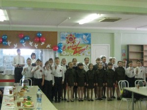 Носите ордена и в праздники и в будни...