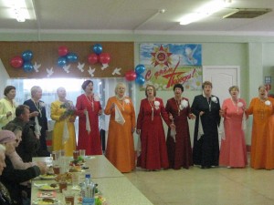 Носите ордена и в праздники и в будни...