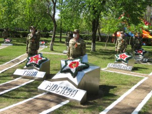 Депутат округа №  4 Георгий Ковалевский принял участие в митинге памяти на площади Победы