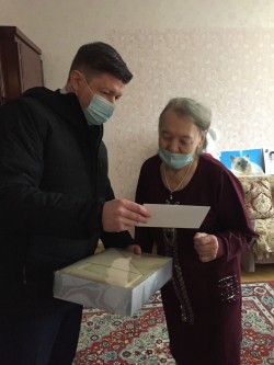 Весна началась с юбилея.