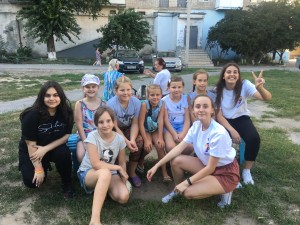 Дворовые игры в 8 округе