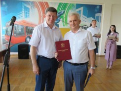 Сергей Ладанов поздравил коллектив городского пассажирского транспорта с памятными датами