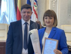 В День парламентаризма сотрудники Волгодонской Думы были отмечены наградами